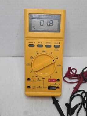 FLUKE 27 Digital Multimeter Black & Decker With Carry Case Tested And Working